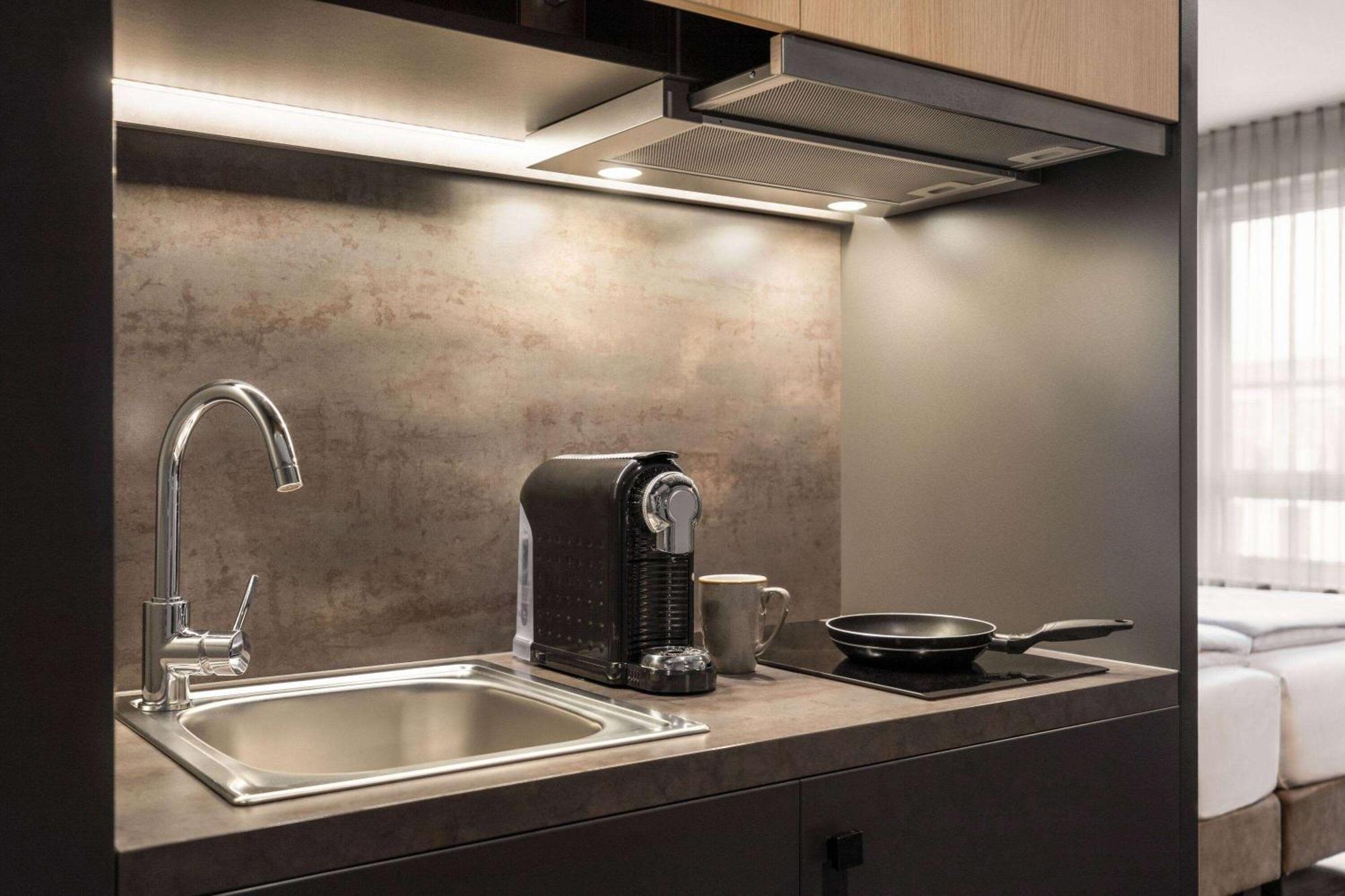 Vienna House Easy By Wyndham Bremen City Apartments Екстериор снимка