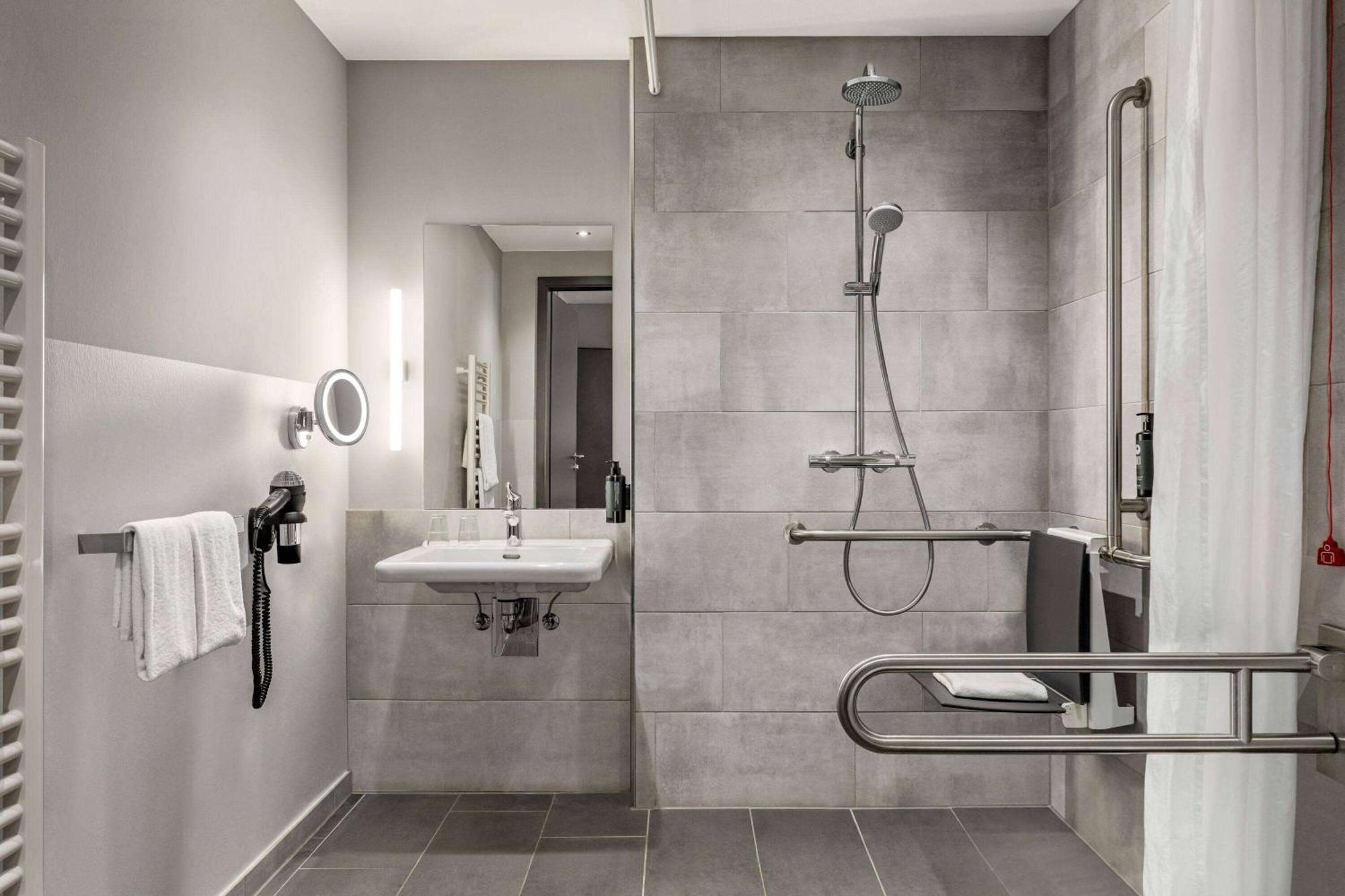 Vienna House Easy By Wyndham Bremen City Apartments Екстериор снимка